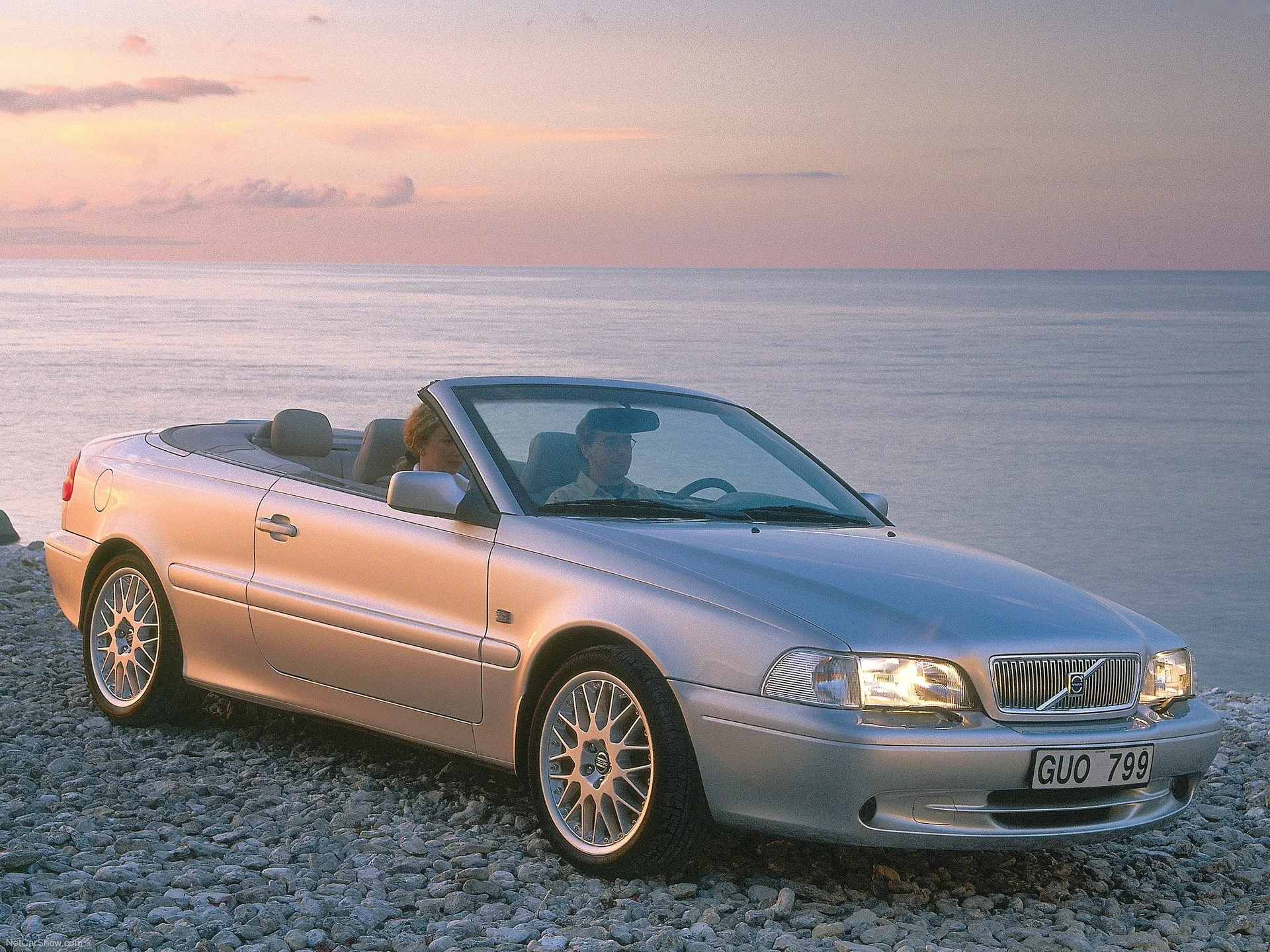 Volvo C70 Convertible (2001)