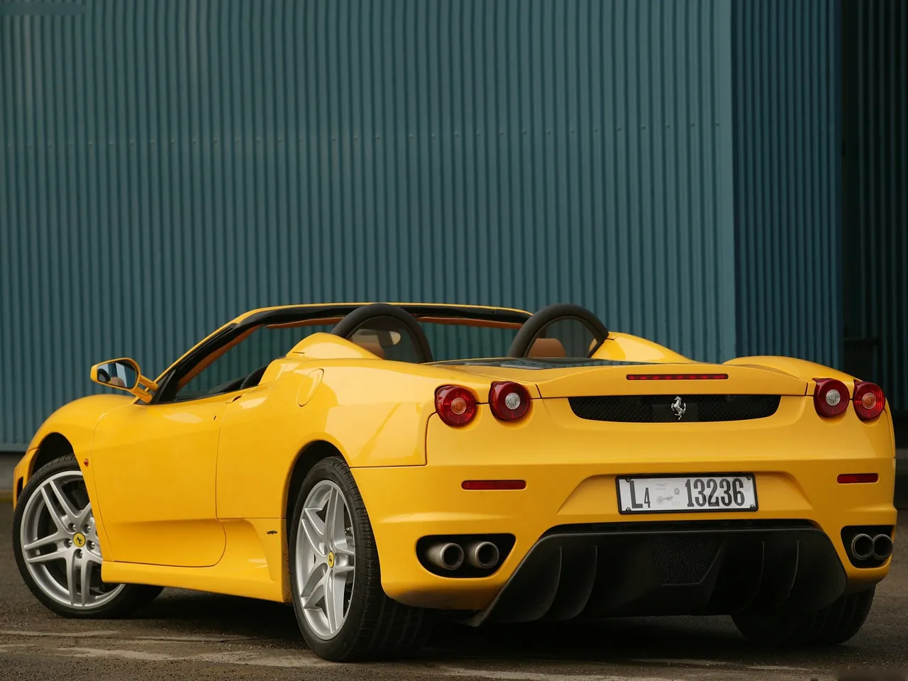 Ferrari F430 Spider (2005) - Rear Three-Quarter