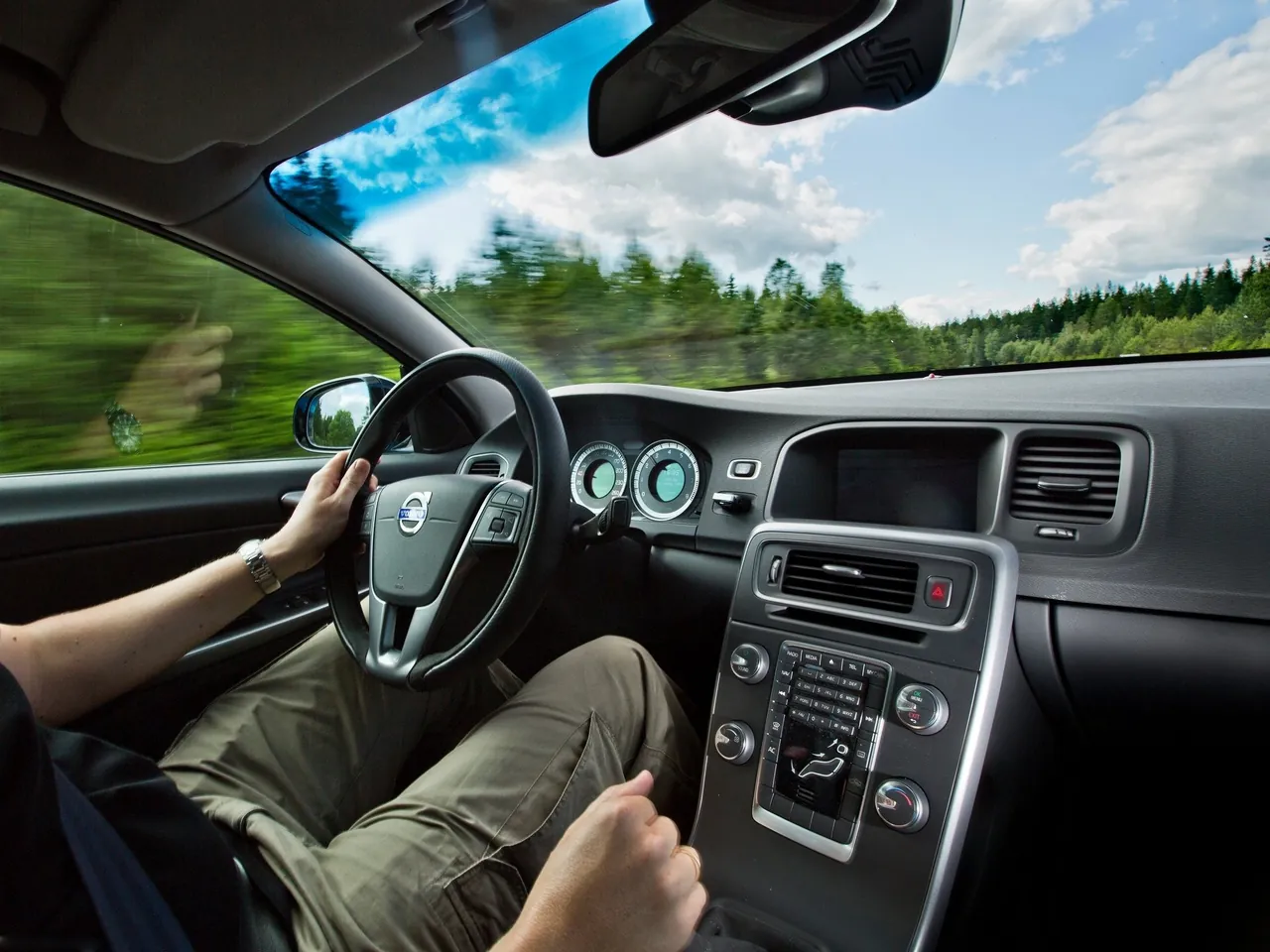 Volvo S60 Polestar Concept (2012) – interiér