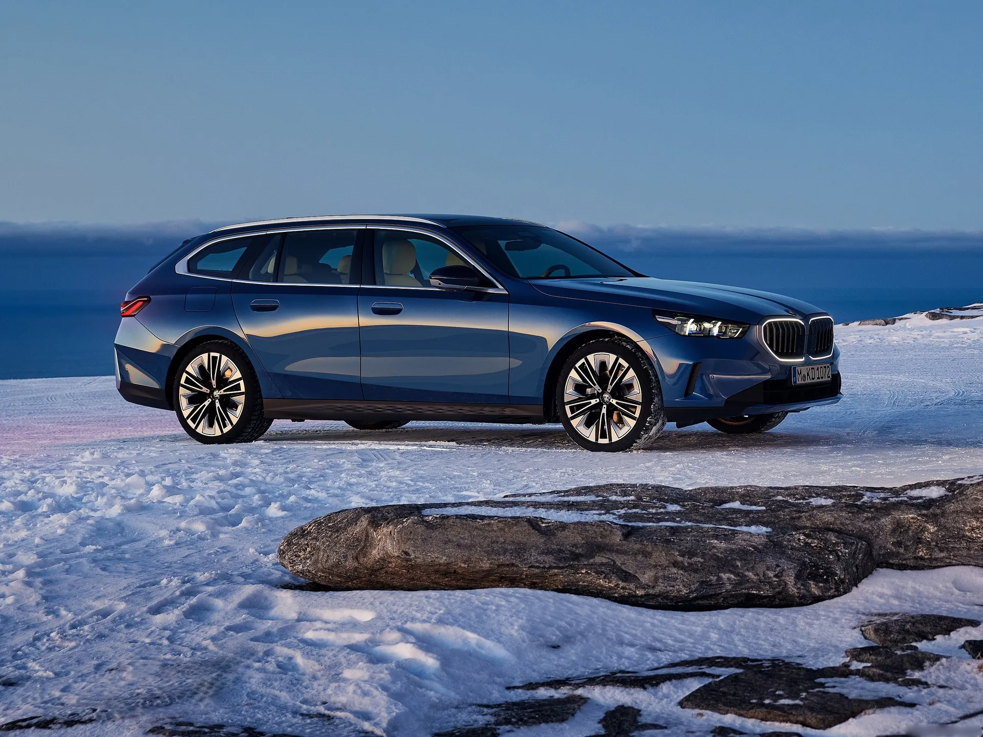 BMW 5-Series Touring (2025)