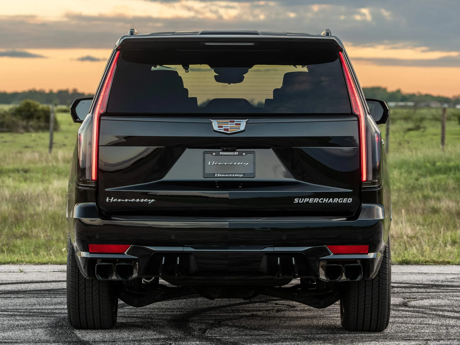 Hennessey H850 Escalade-V (2024) – zezadu
