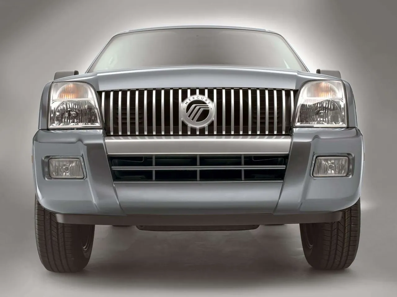 Mercury Mountaineer (2006) – zepředu