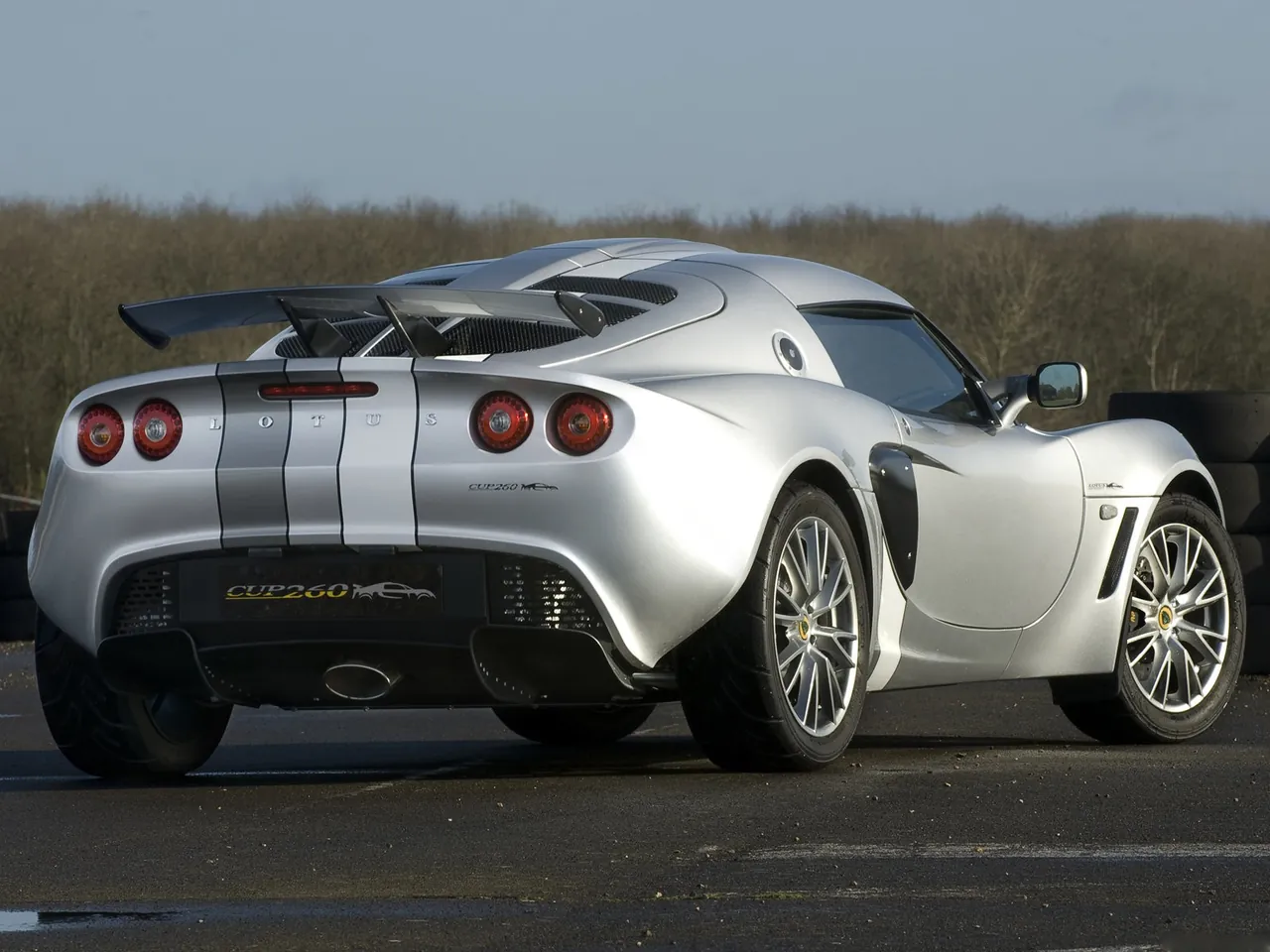 Lotus Exige Cup 260 (2008) – zadní tříčtvrteční pohled