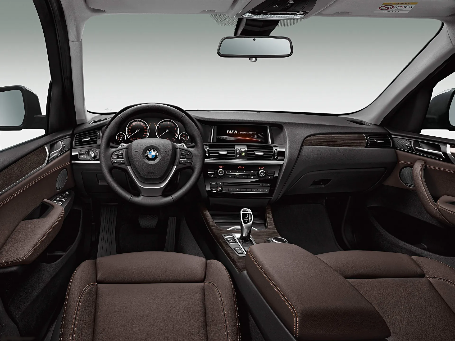 BMW X3 (2015) – interiér
