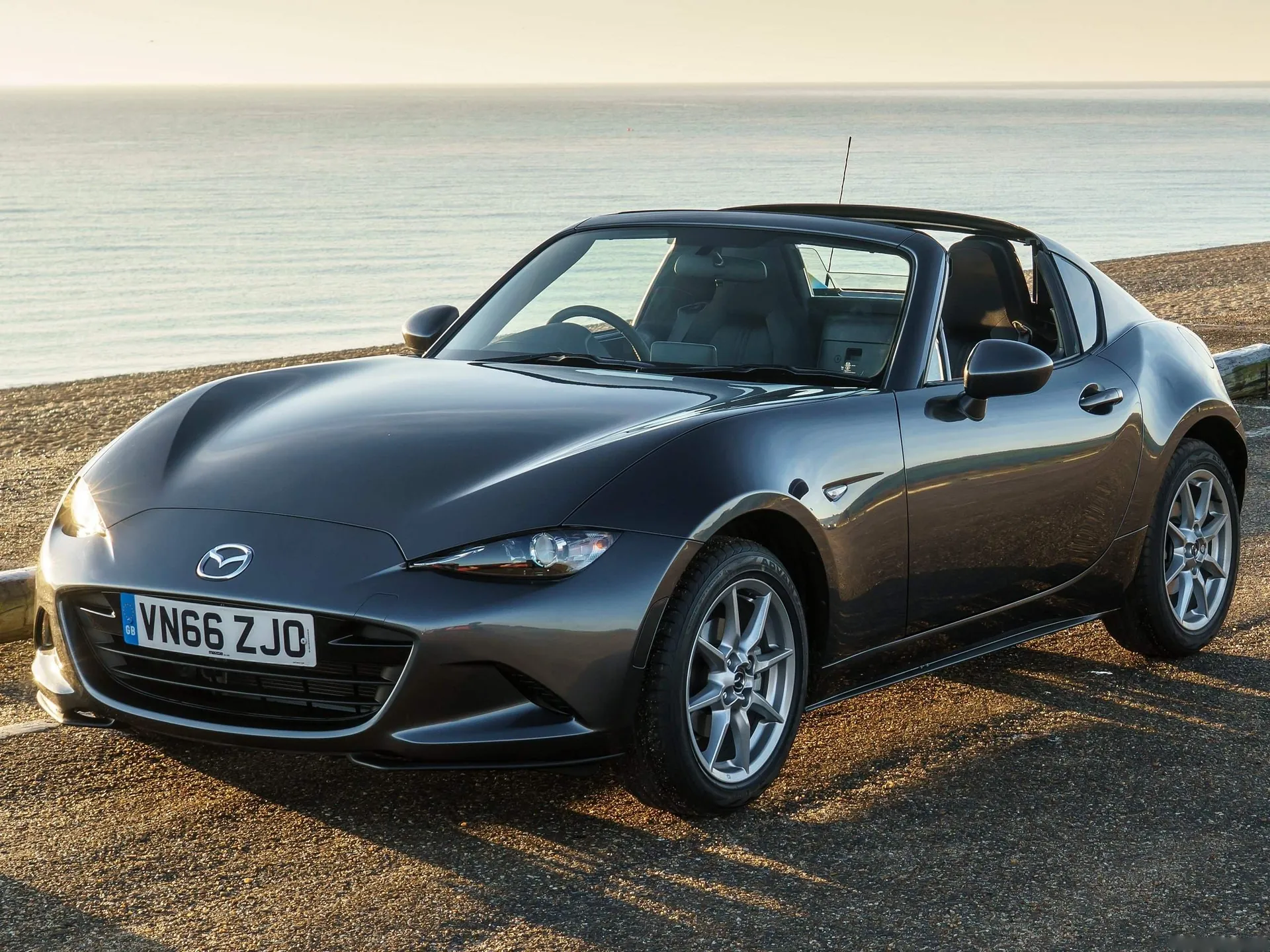 Mazda MX-5 RF [UK] (2017)