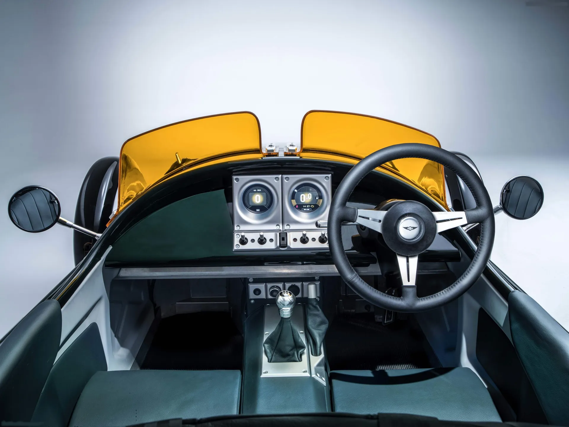 Morgan Super 3 (2023) – interiér