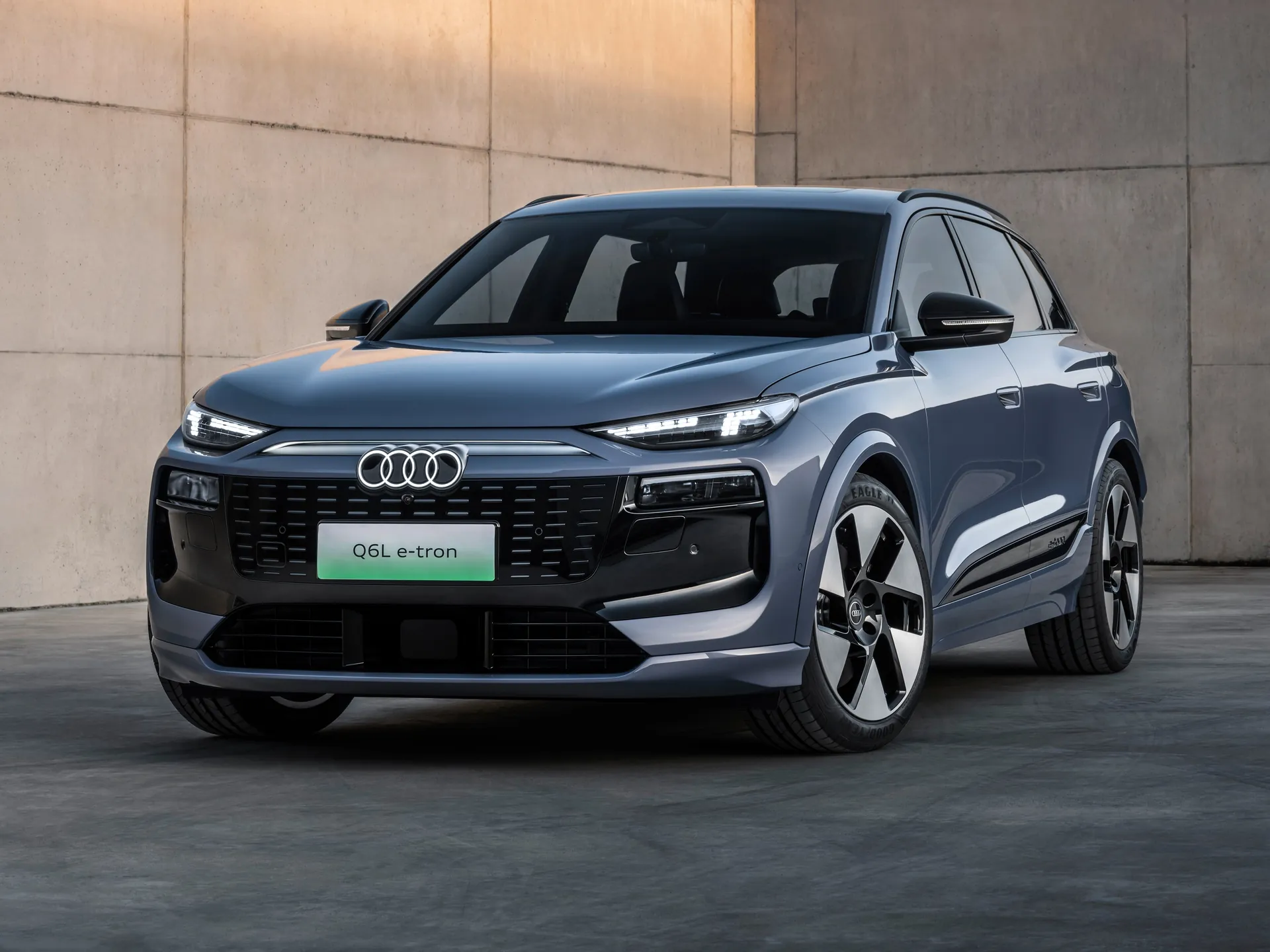 Audi Q6L e-tron (2025)
