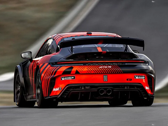 Porsche 911 GT4 R (2027)