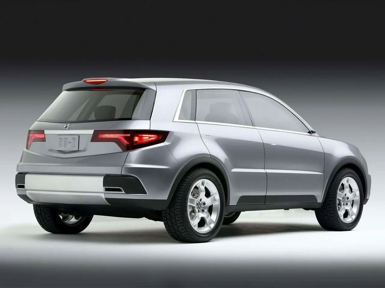 Acura RDX Concept (2005) – zadní tříčtvrteční pohled