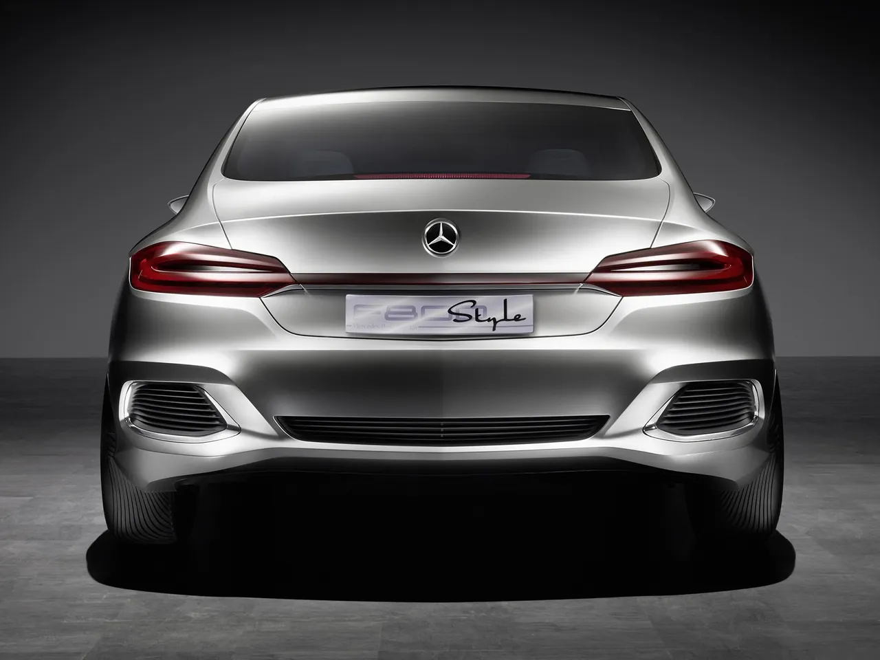 Mercedes-Benz F800 Style Concept (2010) - Rear