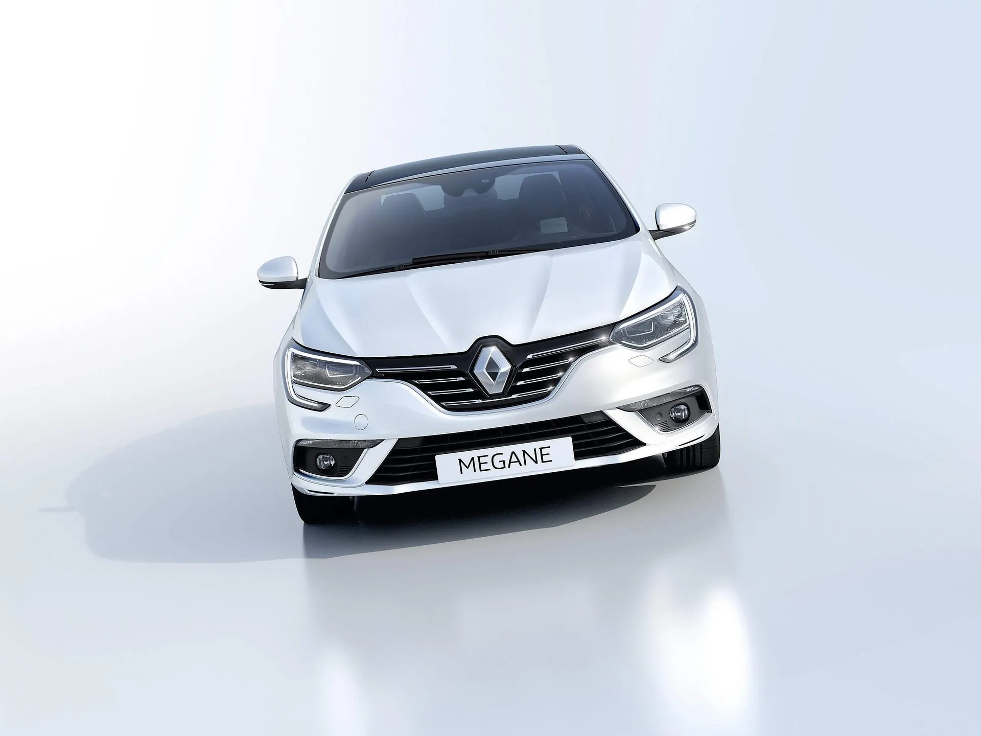 Renault Megane Sedan (2017) – zepředu