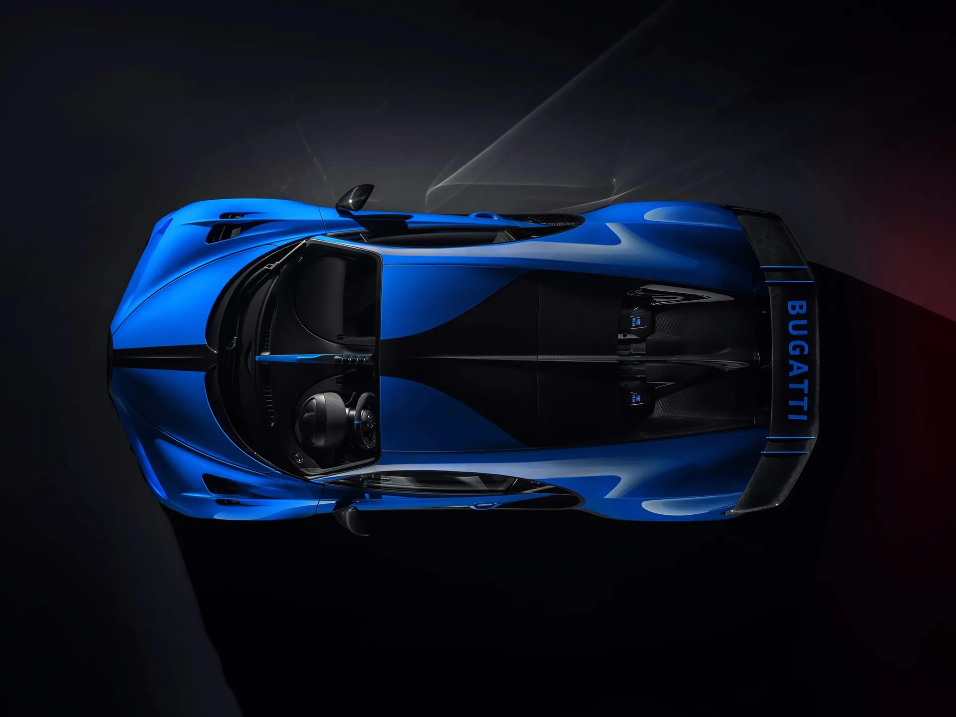 Bugatti Chiron Pur Sport (2021) – pohled shora