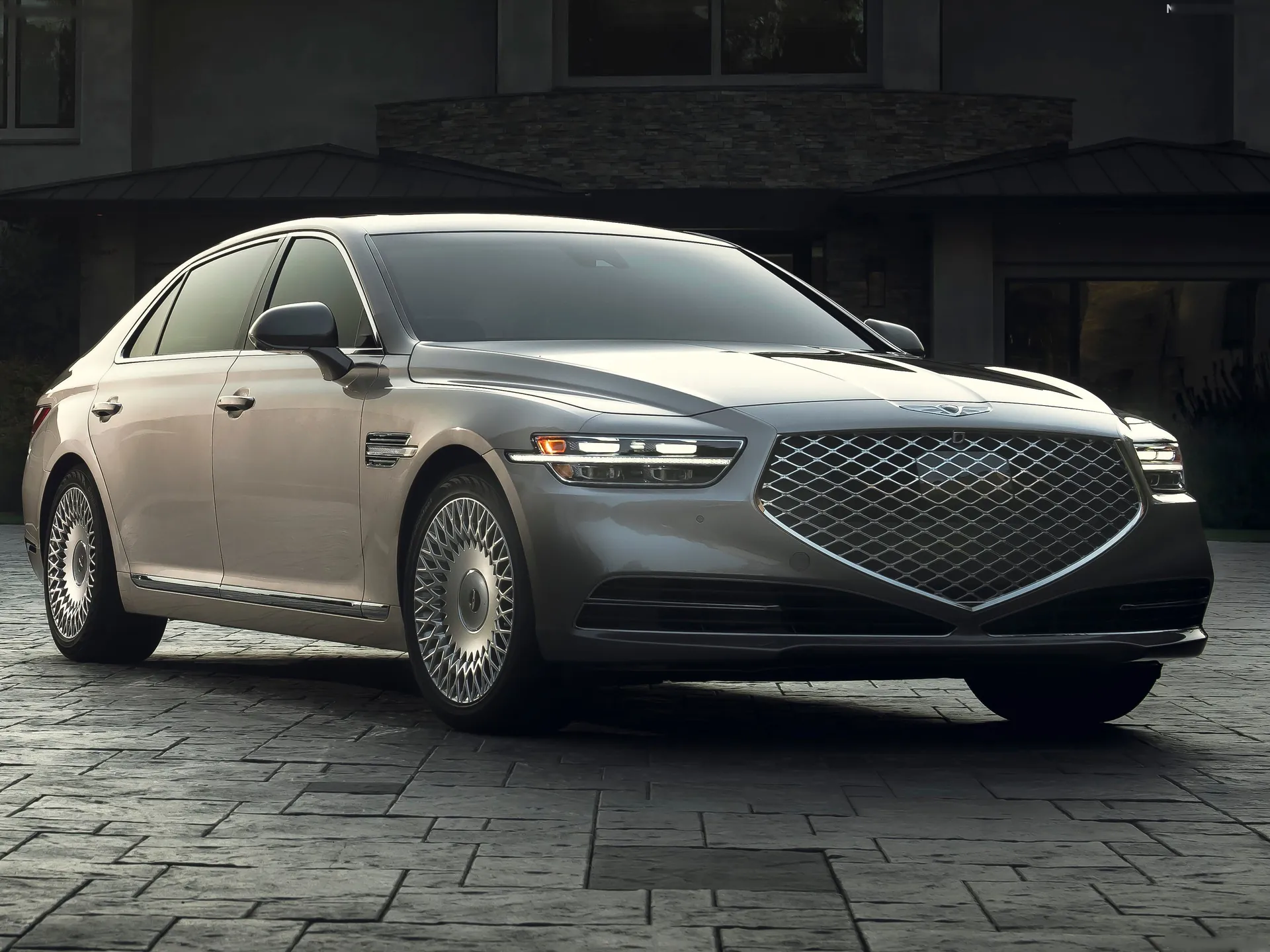 Genesis G90 (2020)