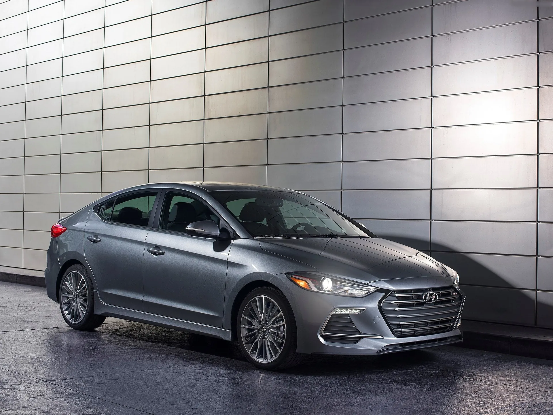 Hyundai Elantra Sport (2017)