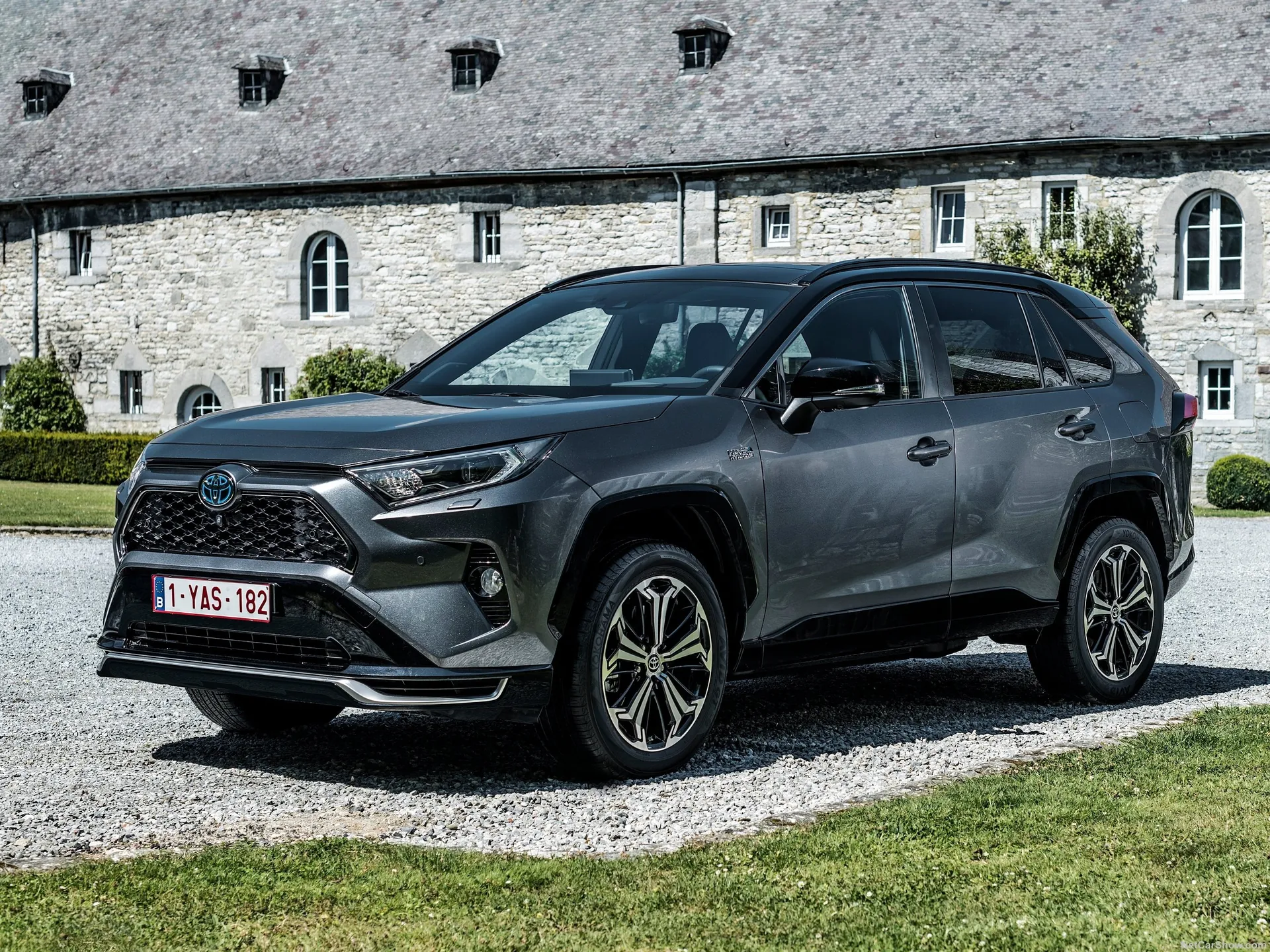 Toyota RAV4 Plug-in Hybrid (2021)