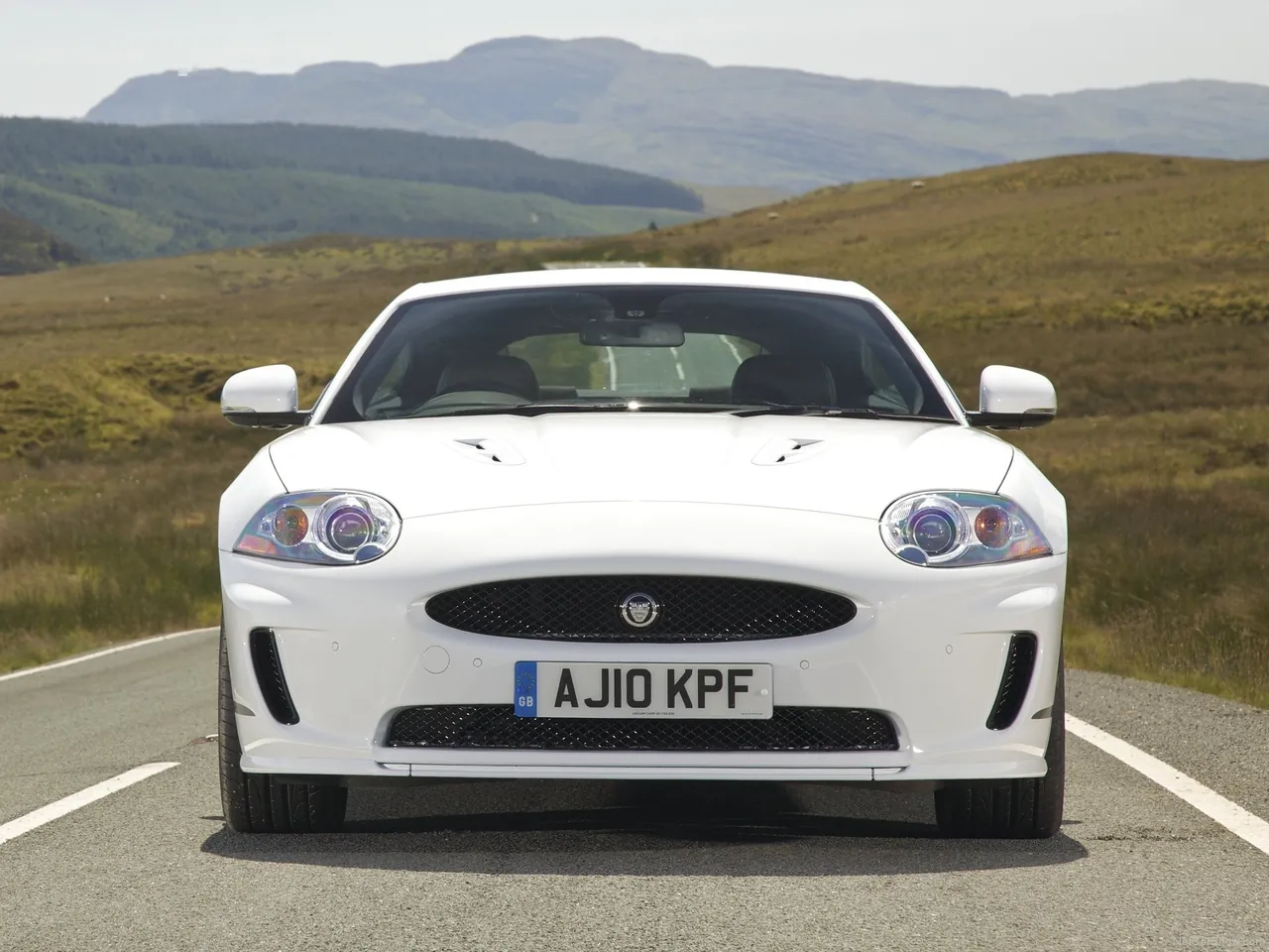 Jaguar XKR Speed (2011) – zepředu