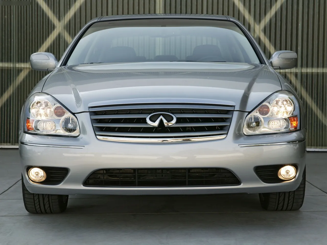 Infiniti Q45 (2006) – zepředu