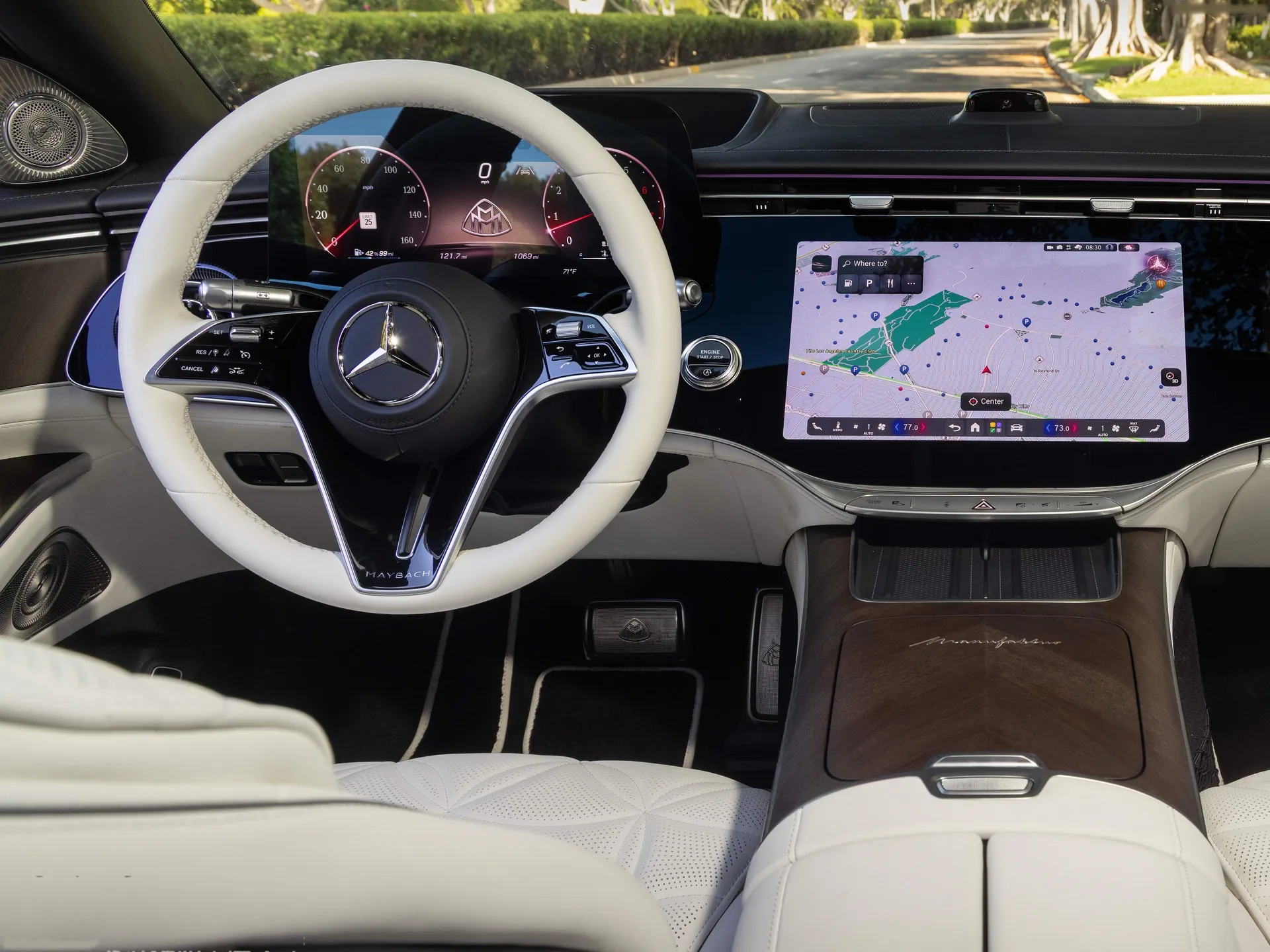 Mercedes-Benz S680 Maybach [US] (2027) – interiér