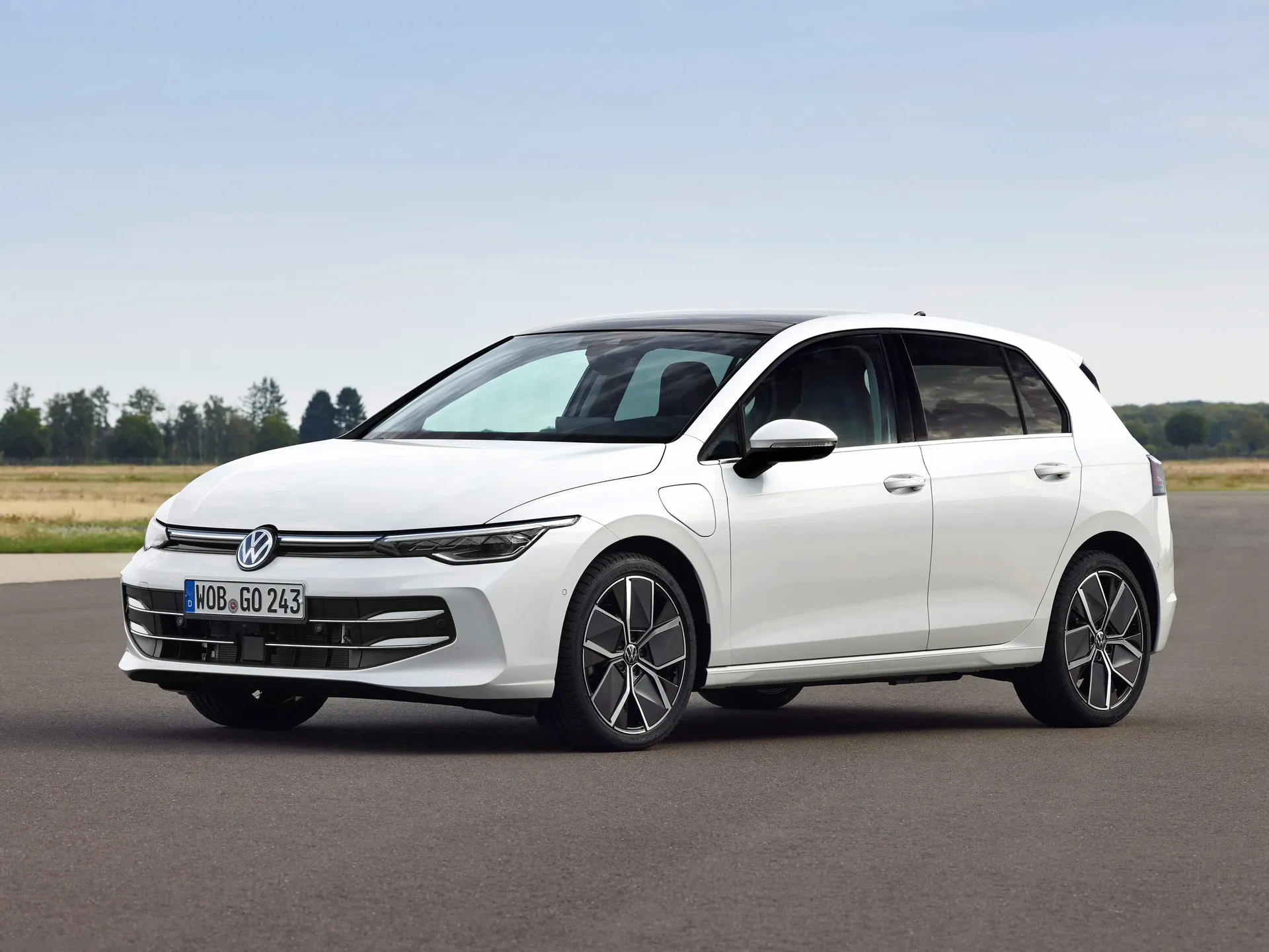 Volkswagen Golf (2024)