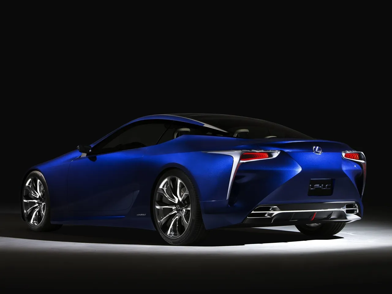 Lexus LF-LC Blue Concept (2012) – zadní tříčtvrteční pohled