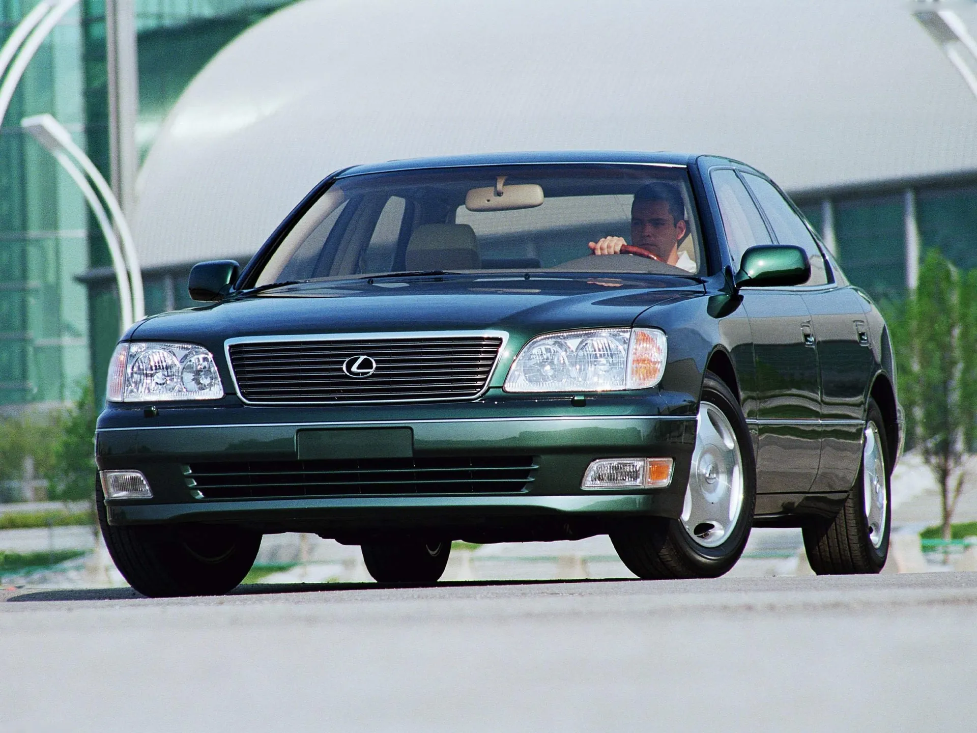 Lexus LS (1998)