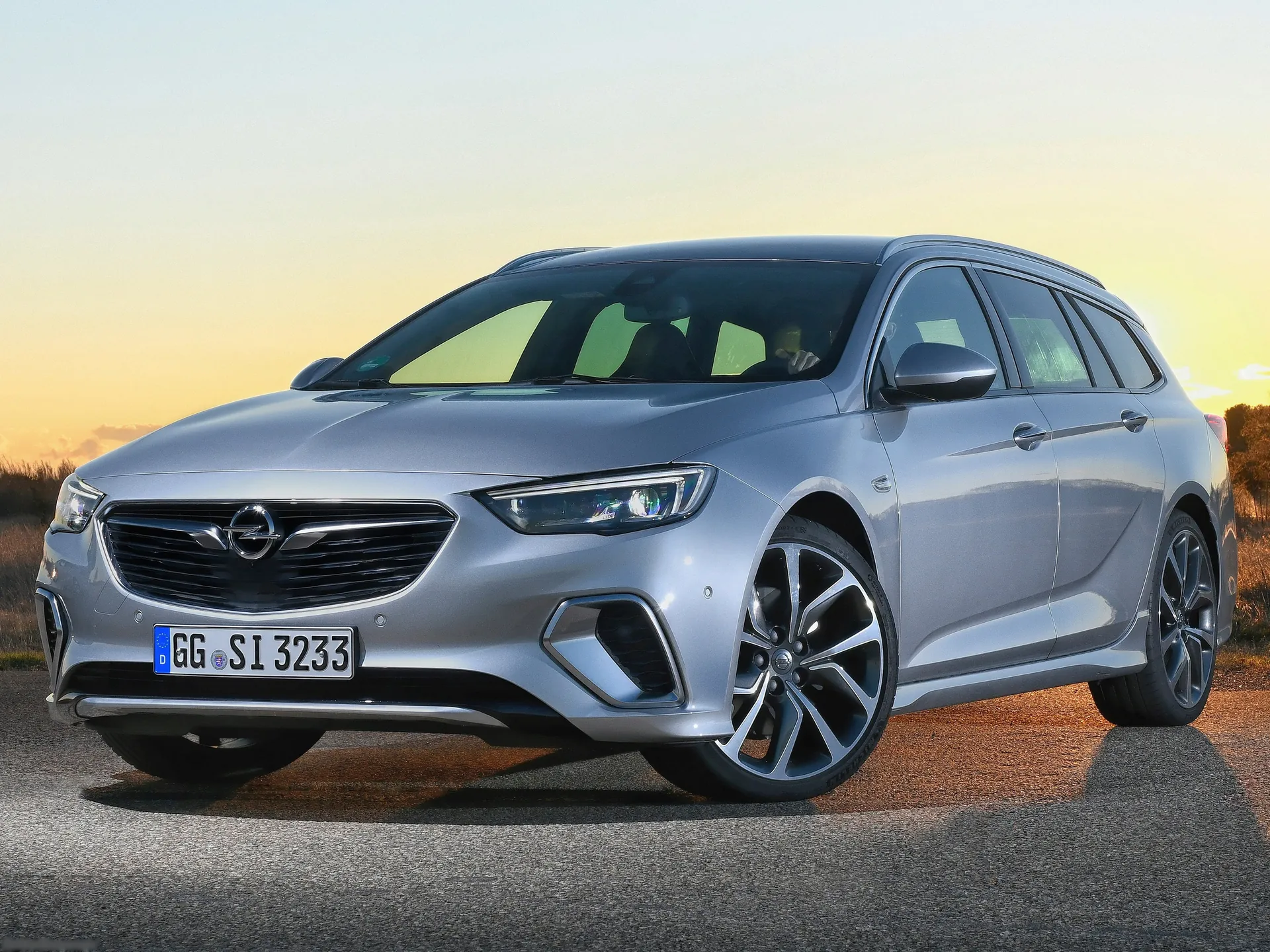 Opel Insignia GSi Sports Tourer (2018)