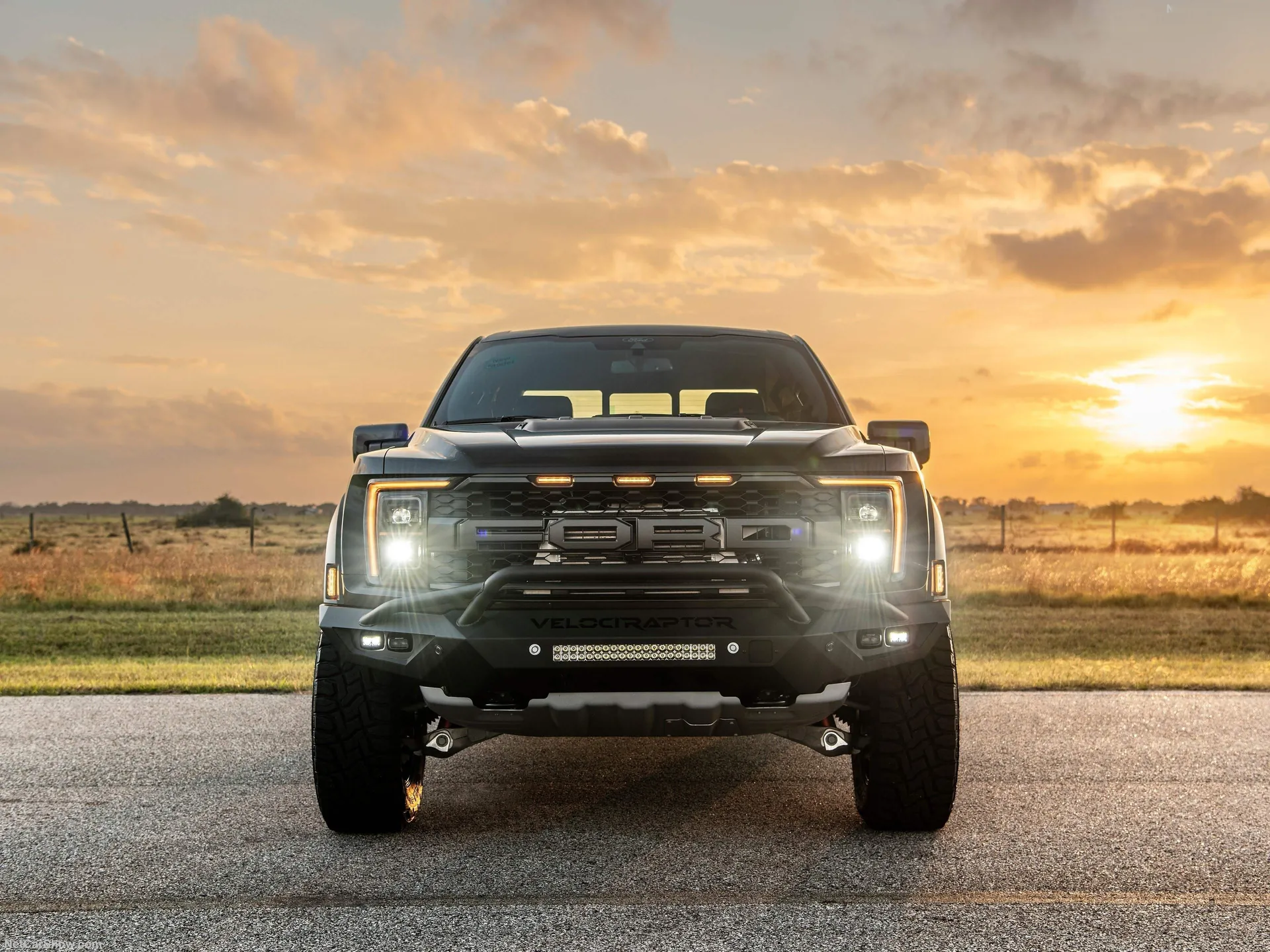 Hennessey VelociRaptor 600 (2022) – zepředu