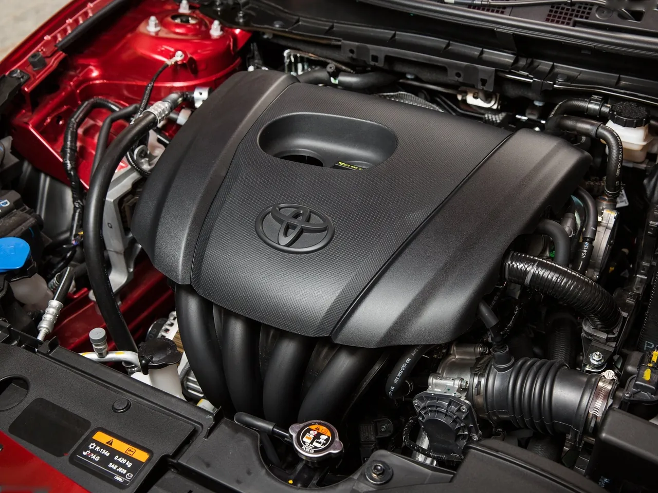 Toyota Yaris Sedan (2016) - Engine Bay