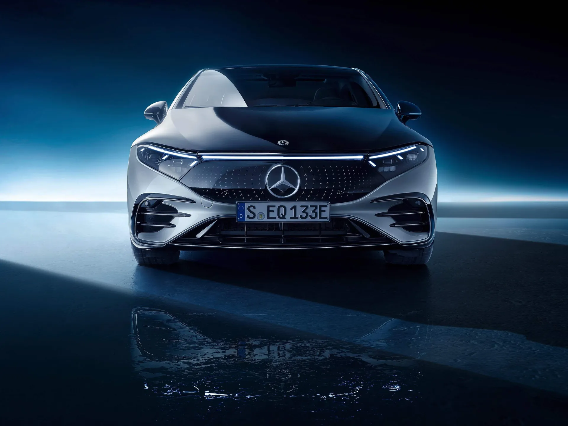 Mercedes-Benz EQS (2022) – zepředu