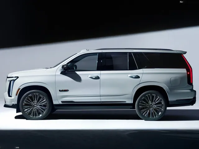 Cadillac Escalade-V 125th Anniversary Collector Series (2027)