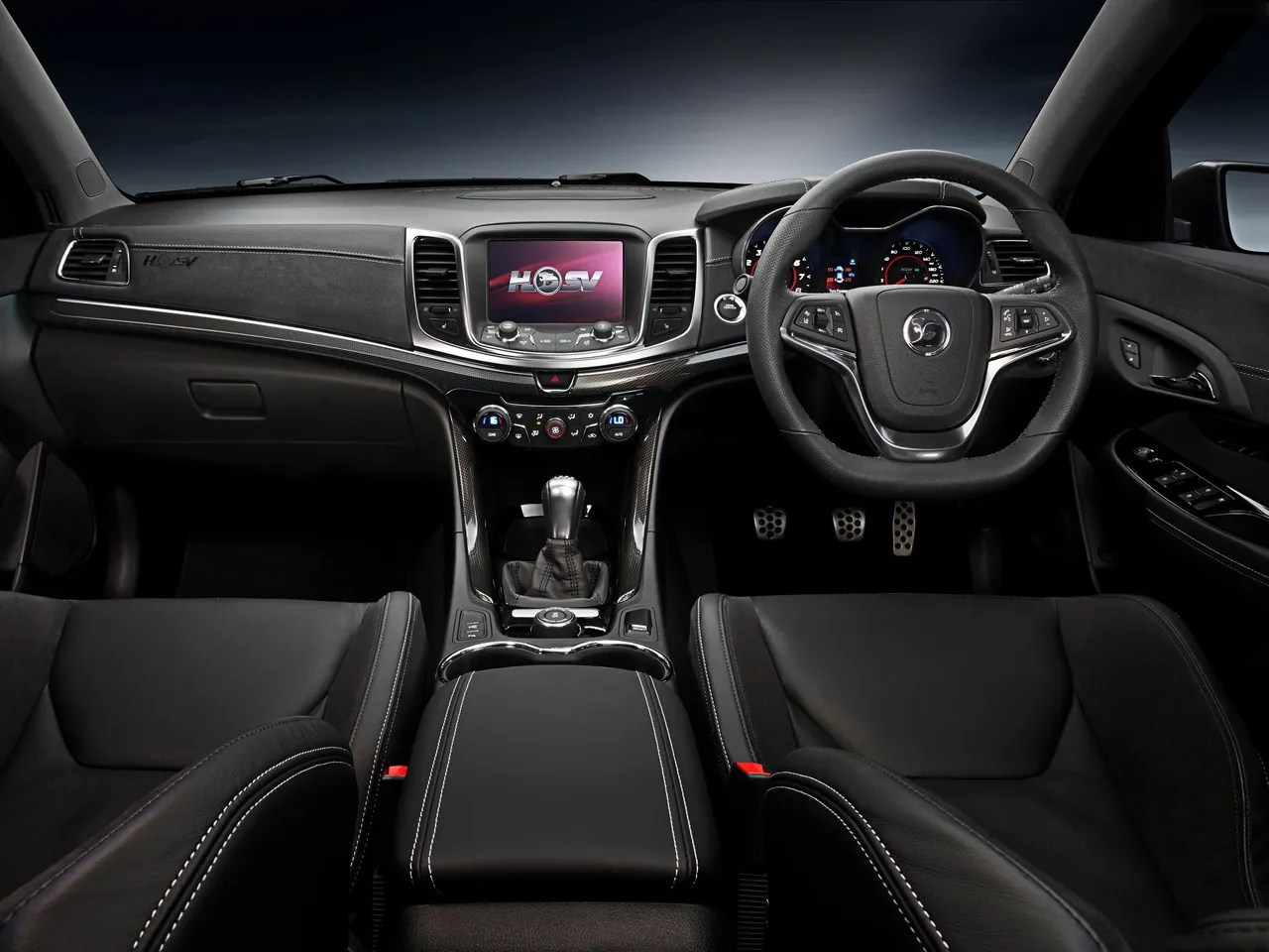 HSV Gen-F2 (2016) – interiér