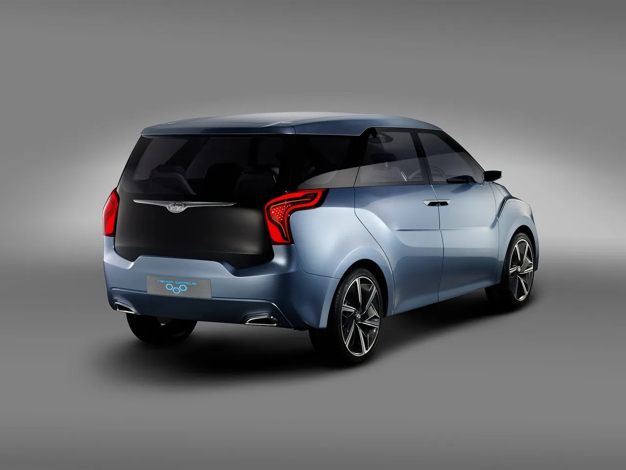 Hyundai Hexa Space Concept (2012) – zadní tříčtvrteční pohled