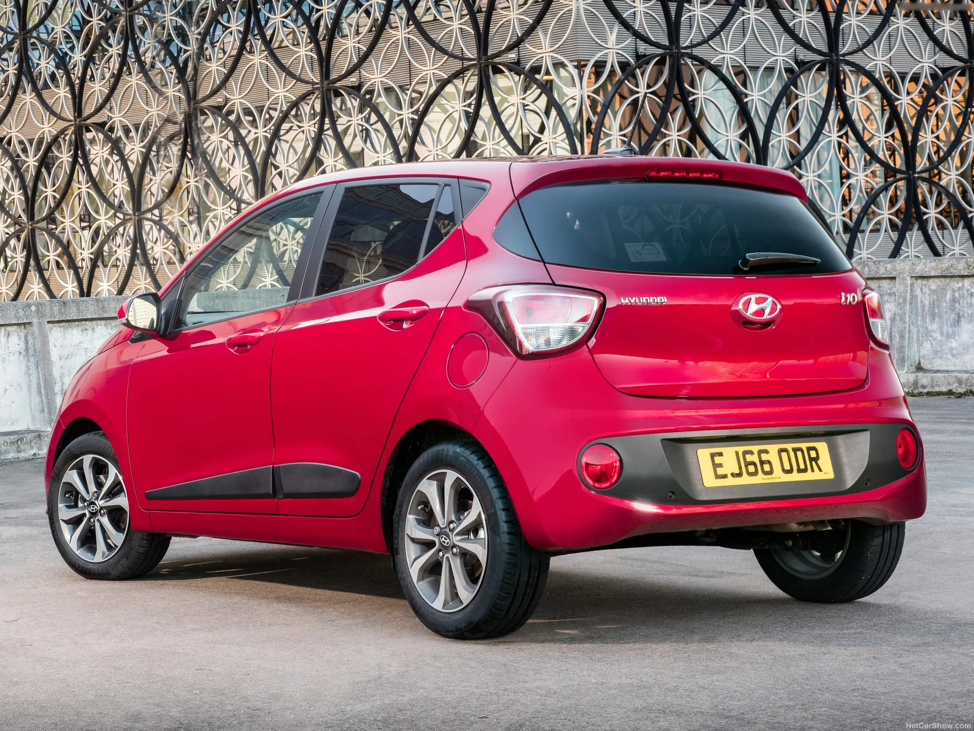 Hyundai i10 (2017) – zadní tříčtvrteční pohled