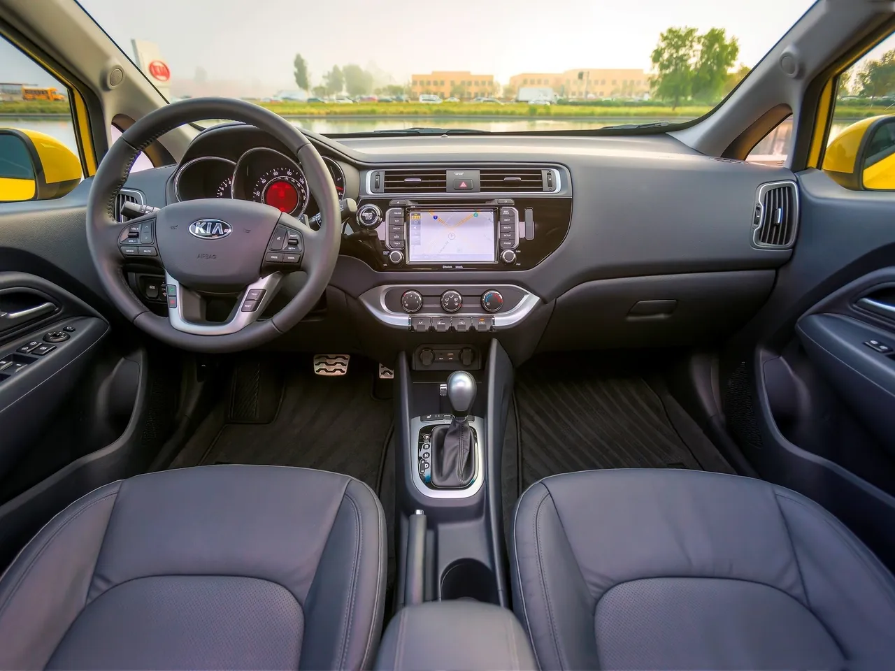 Kia Rio 5-door (2016) – interiér