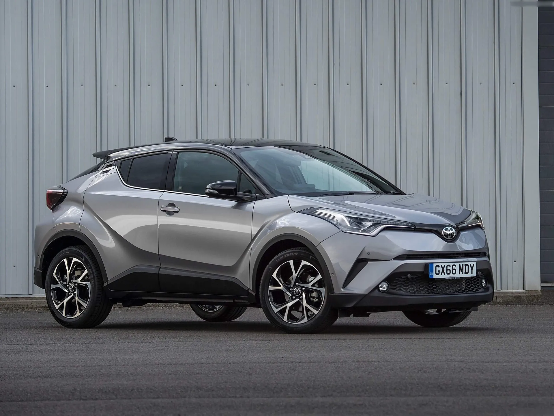 Toyota C-HR (2017)