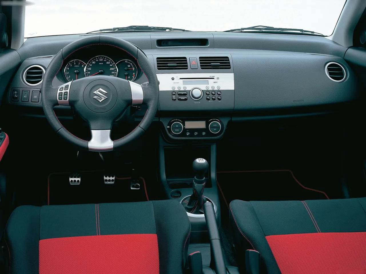 Suzuki Swift Sport (2007) – interiér