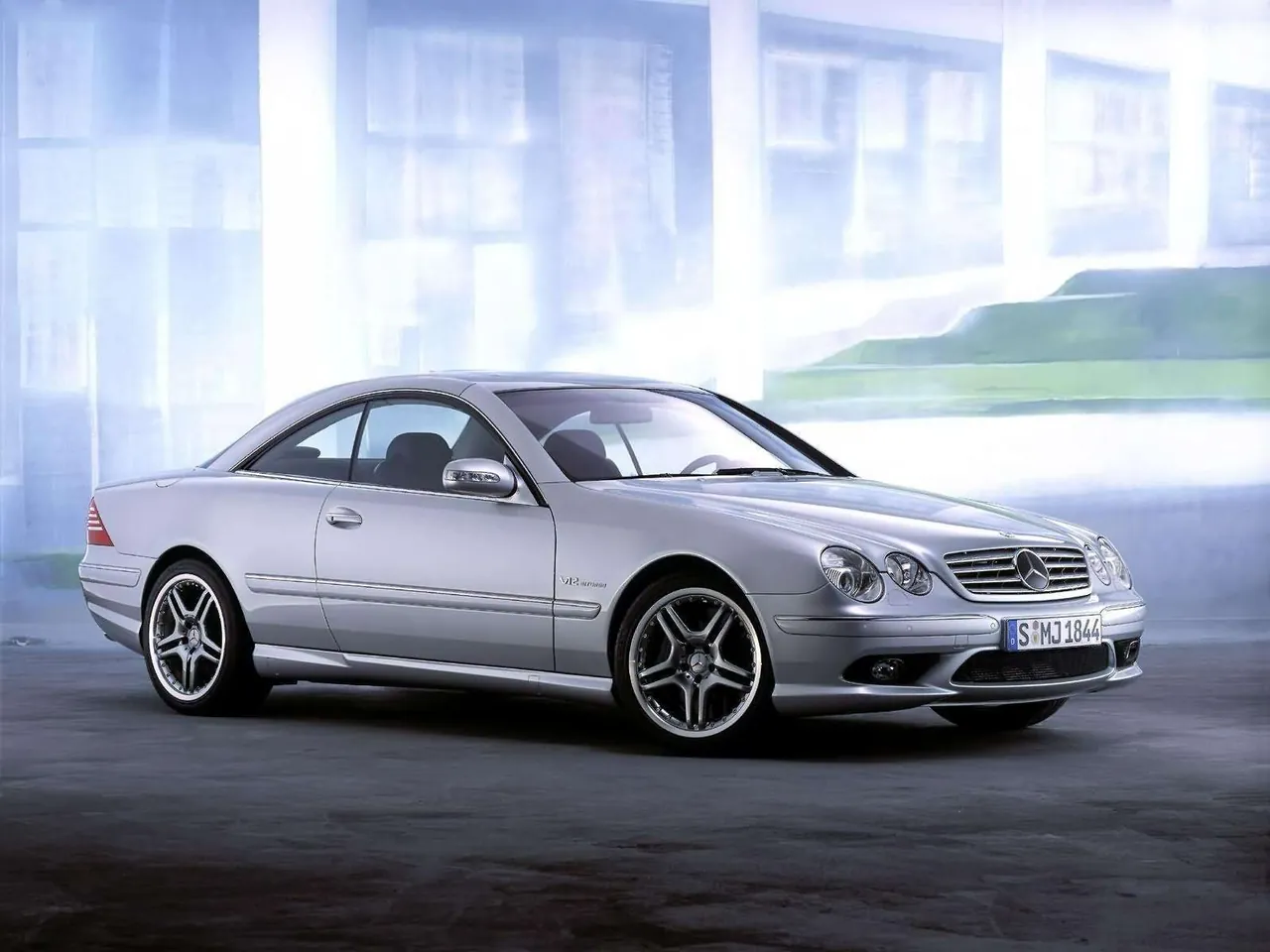 Mercedes-Benz CL65 AMG (2003)