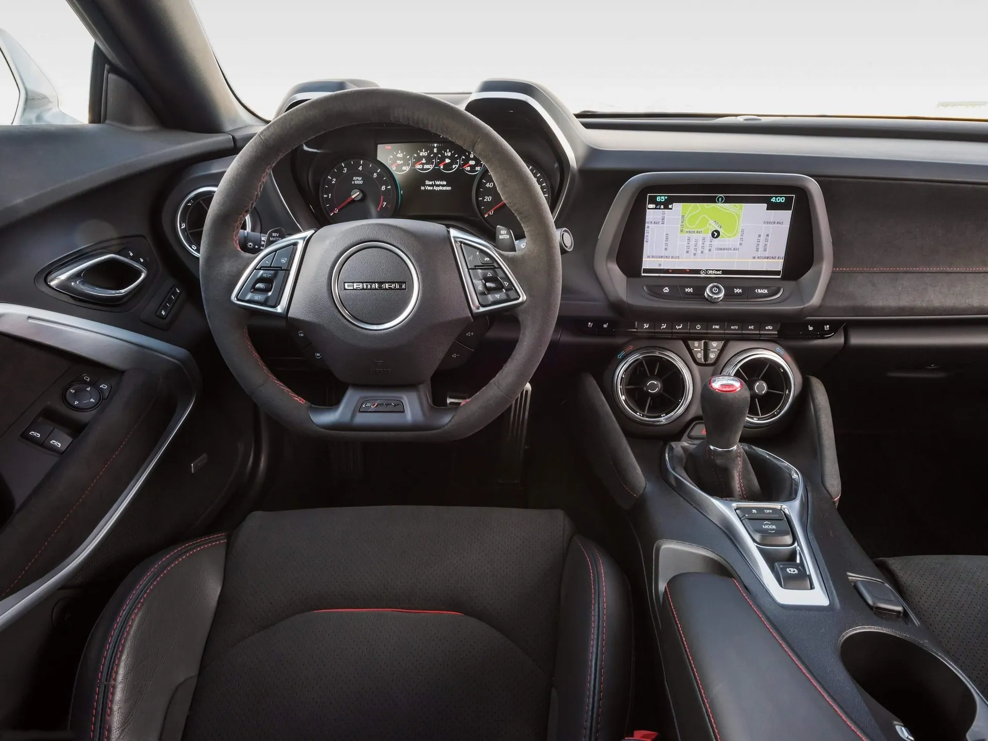 Chevrolet Camaro ZL1 (2017) – interiér