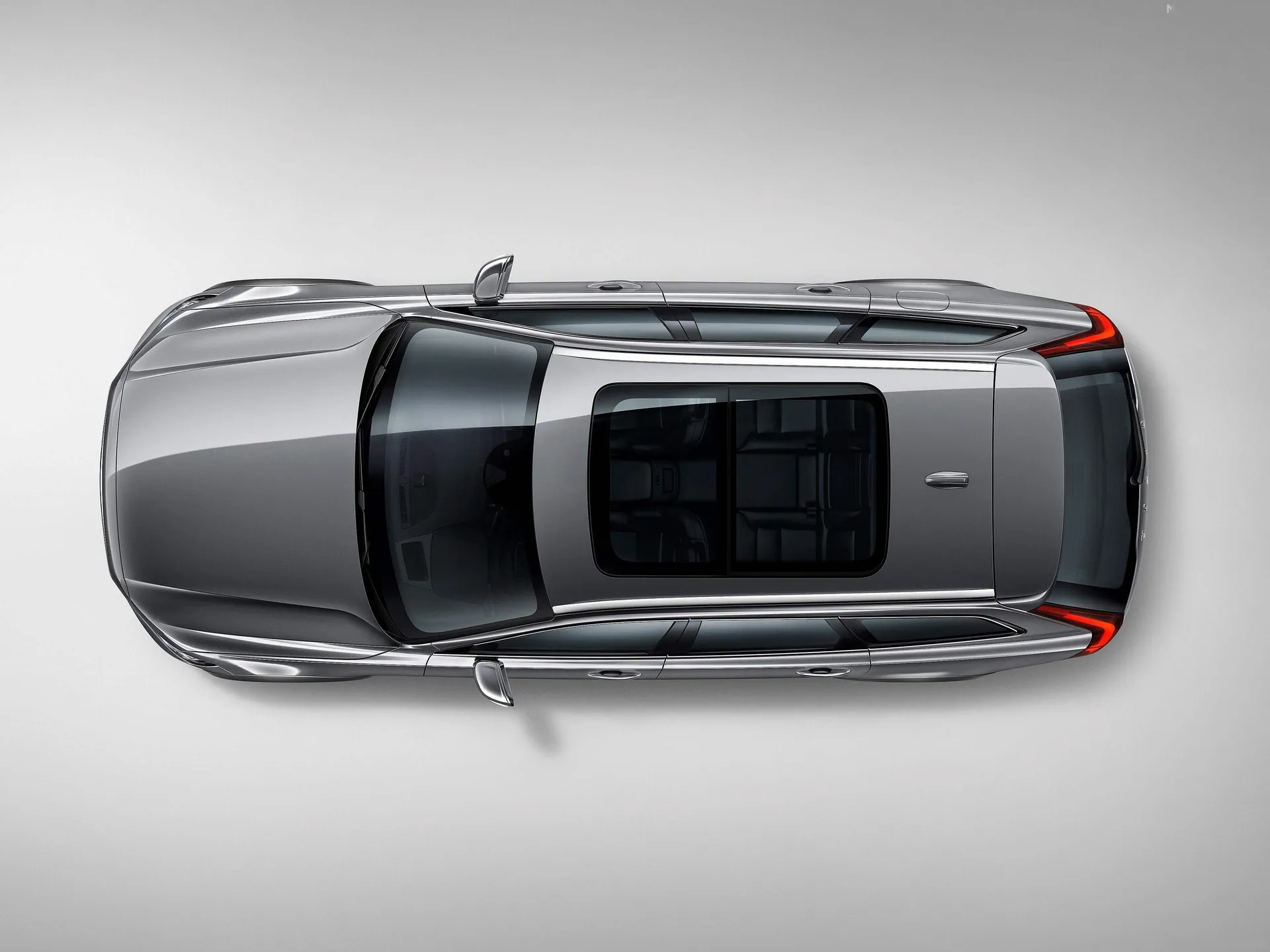 Volvo V90 Cross Country (2017) – pohled shora