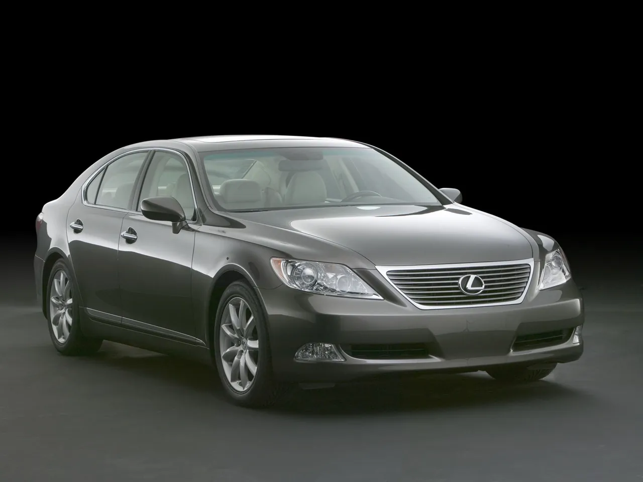 Lexus LS 460 (2007)