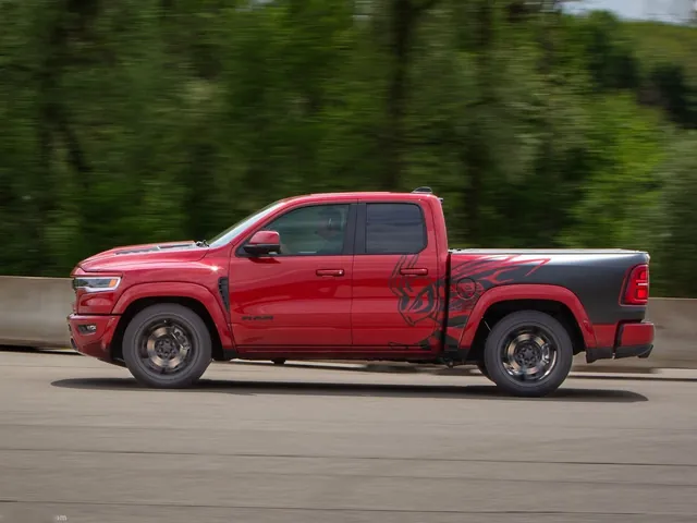 Ram 1500 Rumble Bee 392 (2027)