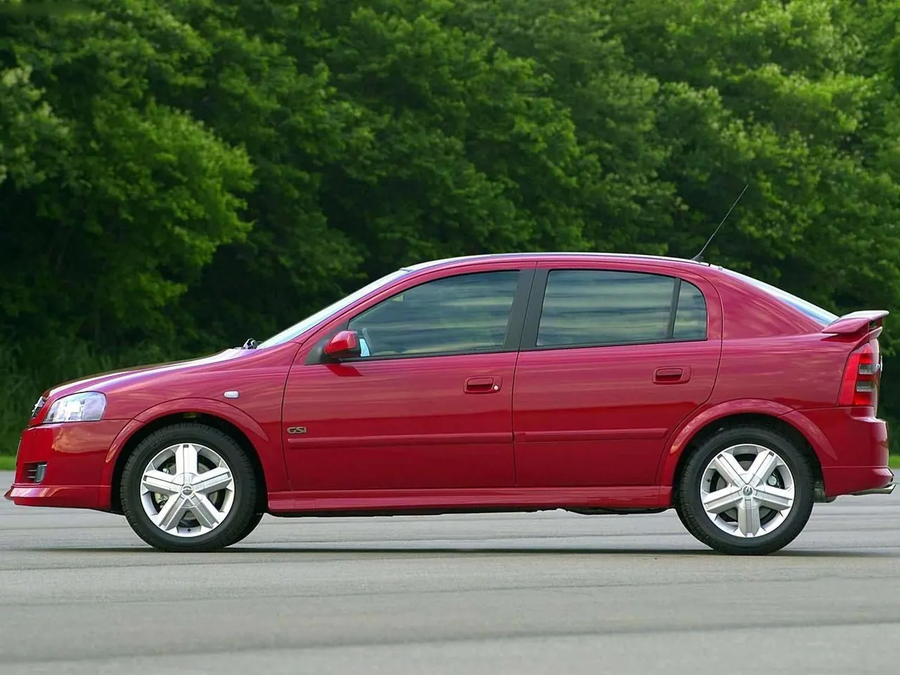 Chevrolet Astra GSi 2.0 16V (2005) – boční profil