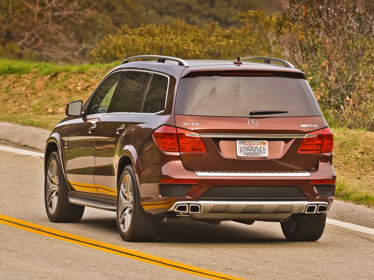 Mercedes-Benz GL63 AMG (2013) – zadní tříčtvrteční pohled