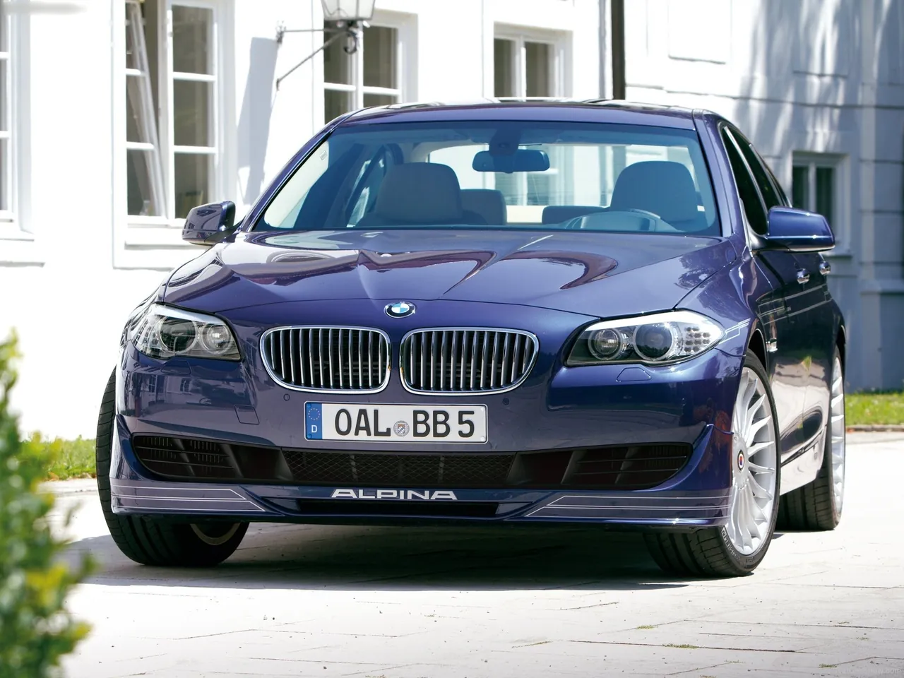 Alpina BMW B5 Bi-Turbo (2011)