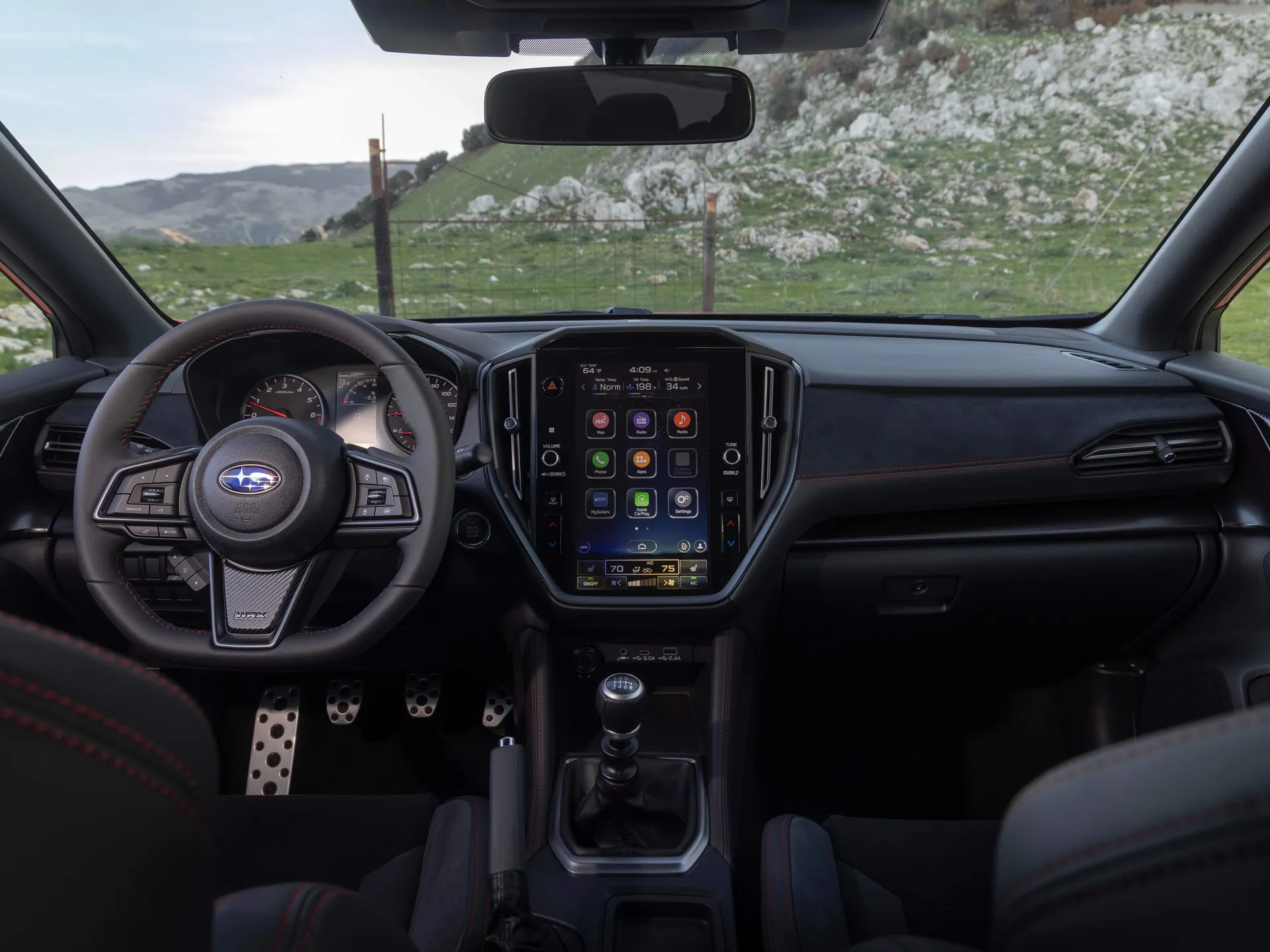 Subaru WRX TR (2024) – interiér