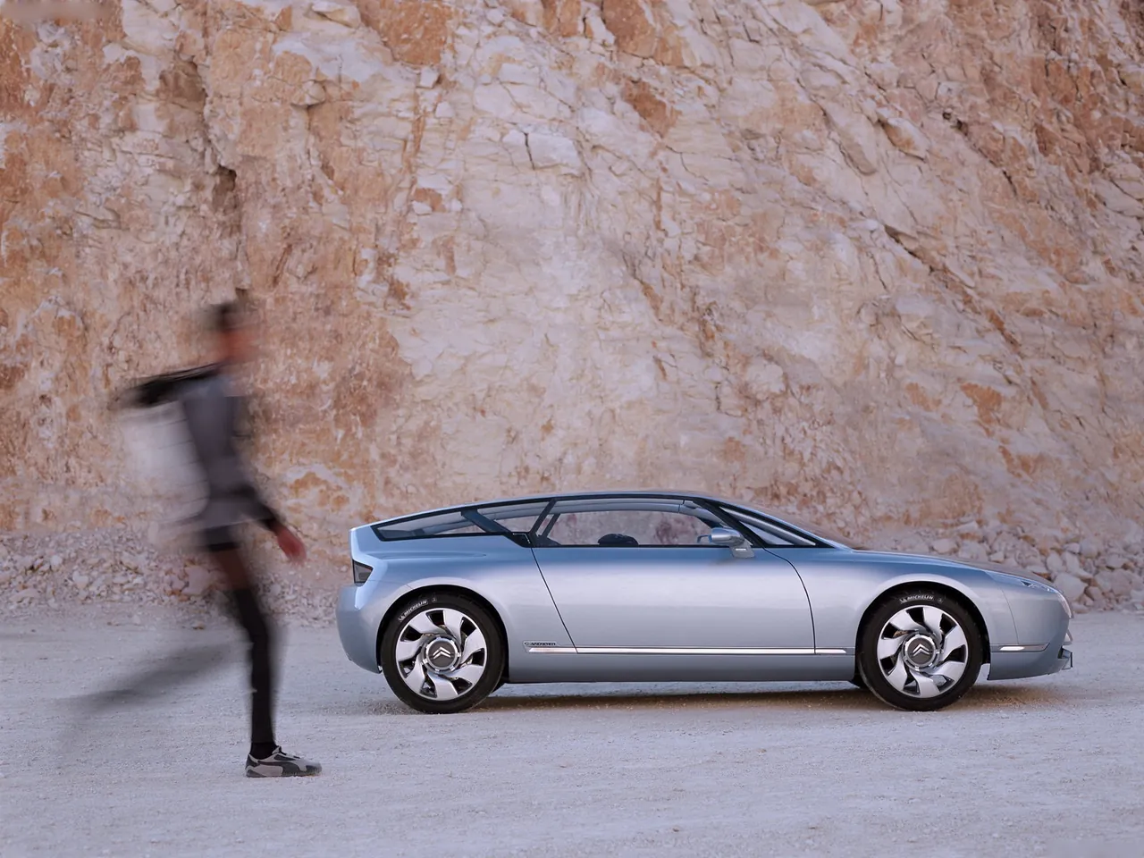 Citroen C-Airdream Concept (2002) - Side Profile
