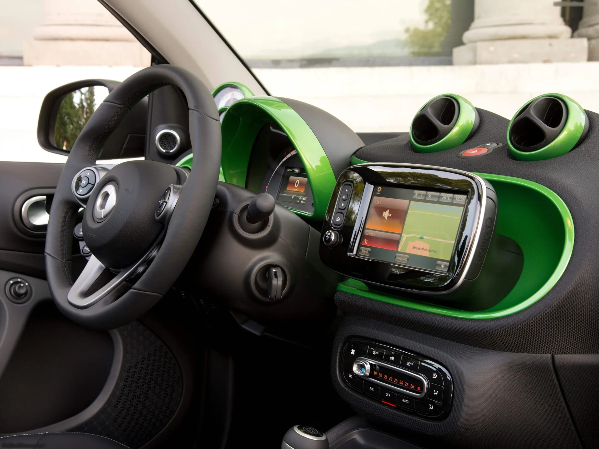 Smart fortwo Cabrio electric drive (2017) – interiér