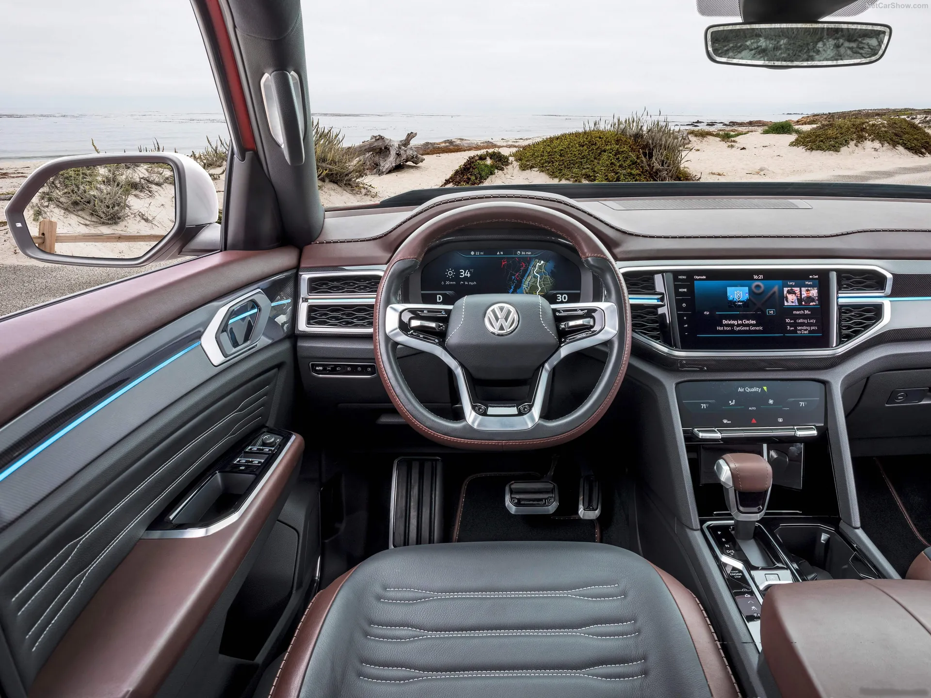 Volkswagen Atlas Tanoak Pickup Concept (2018) – interiér
