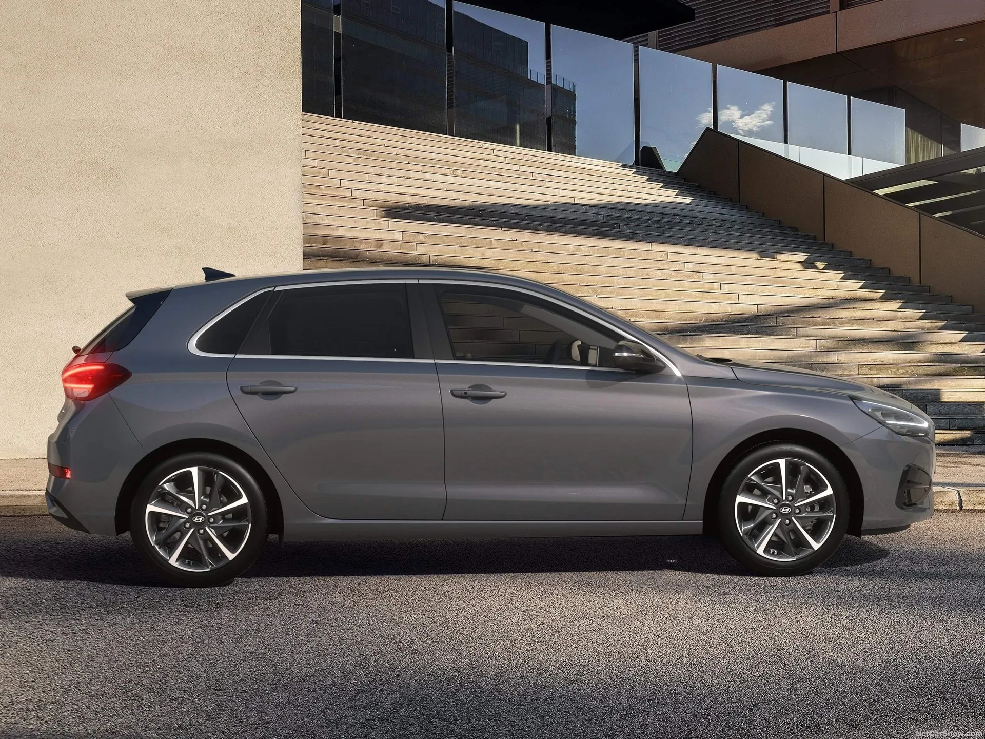 Hyundai i30 (2025) – boční profil