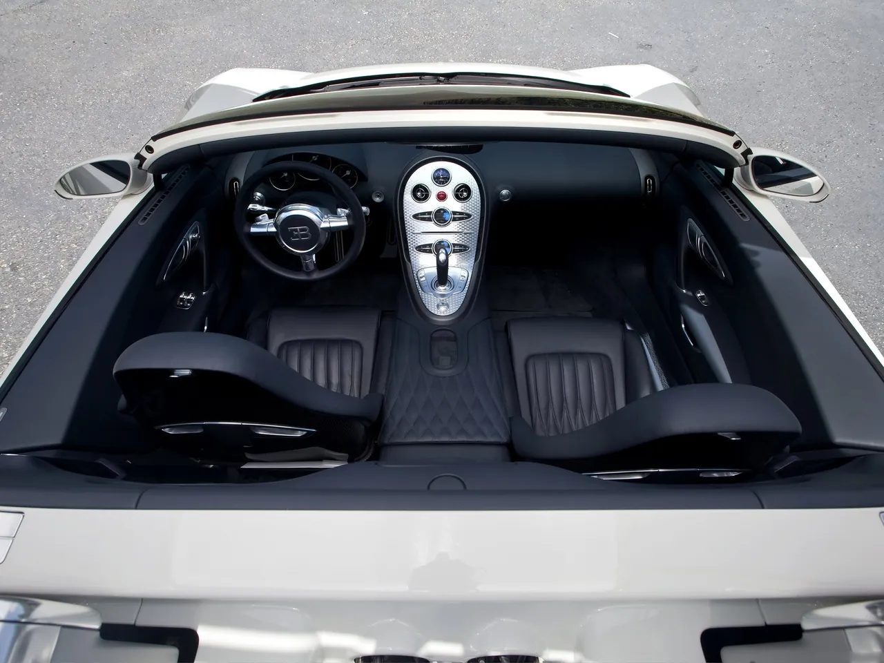 Bugatti Veyron Grand Sport (2009) – interiér